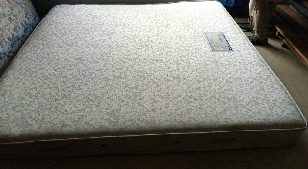 Used Spring mattresses for sale 0