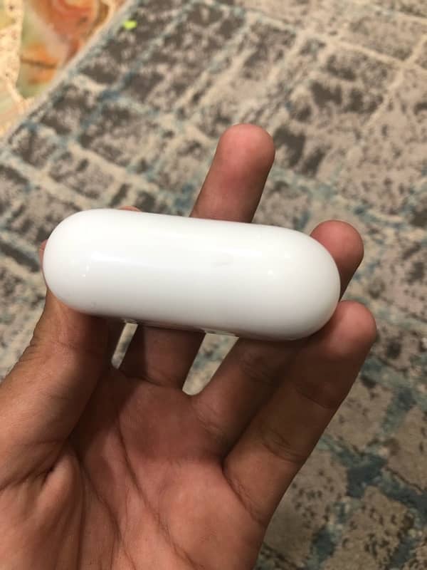 apple copy airpods made in USA contact on this number 03151133287 14