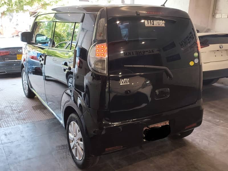 Suzuki MR Wagon 2015 Suzuki MR wagon Wit Top of a line 1