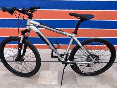 Mountain Bike Mongoose Tyax Comp 2011 0