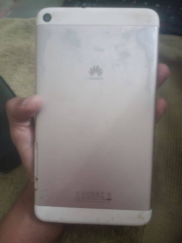 Huawei mediapad panel broken for sell in malir cantt 1