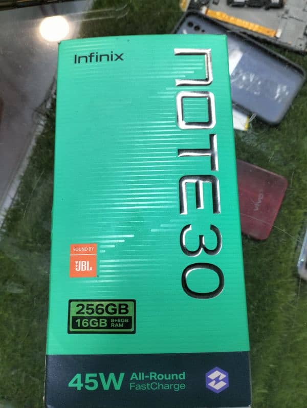 infinx Note 30 8+8/256 with box and charger 6