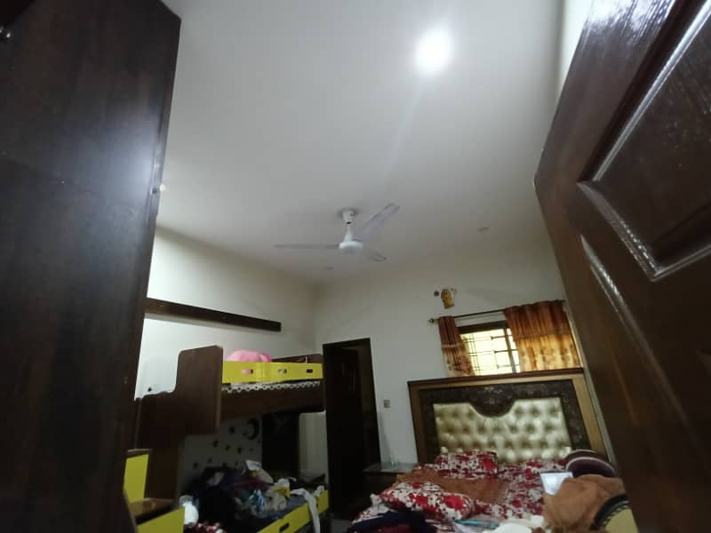 8 Marla Double Unit house for sale in Military Accounts Society Near park masjid and market 2