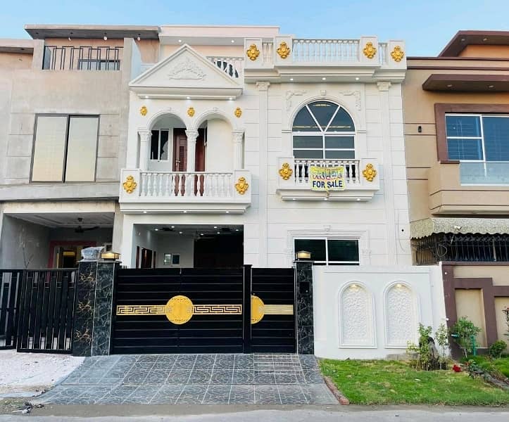 House For sale Situated In Citi Housing Society 0