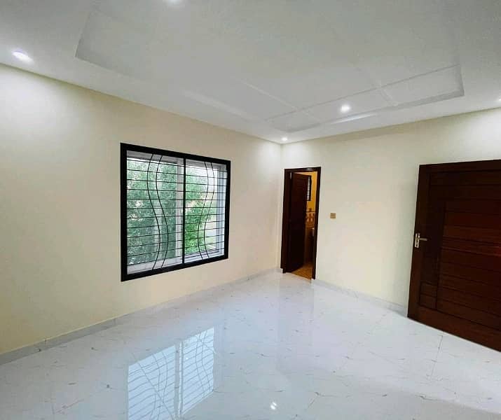 House For sale Situated In Citi Housing Society 1