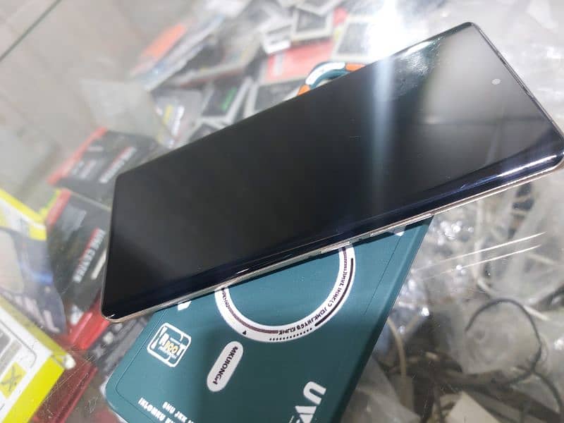 Infinix zero 30 10by9  full box 2