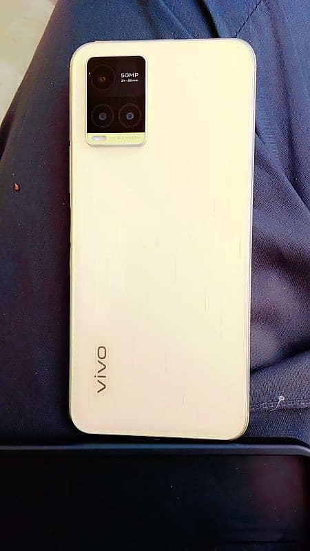 VivoY33T Condition Brand New 10 by 10 0