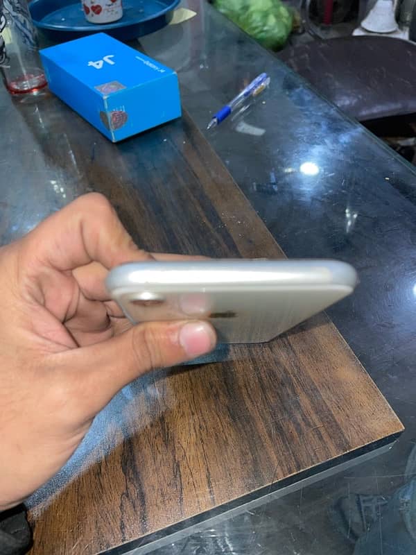 Iphone Xr non pta Sim working 4