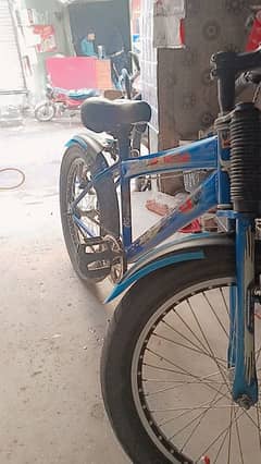 Bicycle in Almost New Condition (cycle)