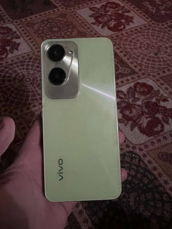 vivo mobile condition 10 by 10 warenty 10 months available for sell 0