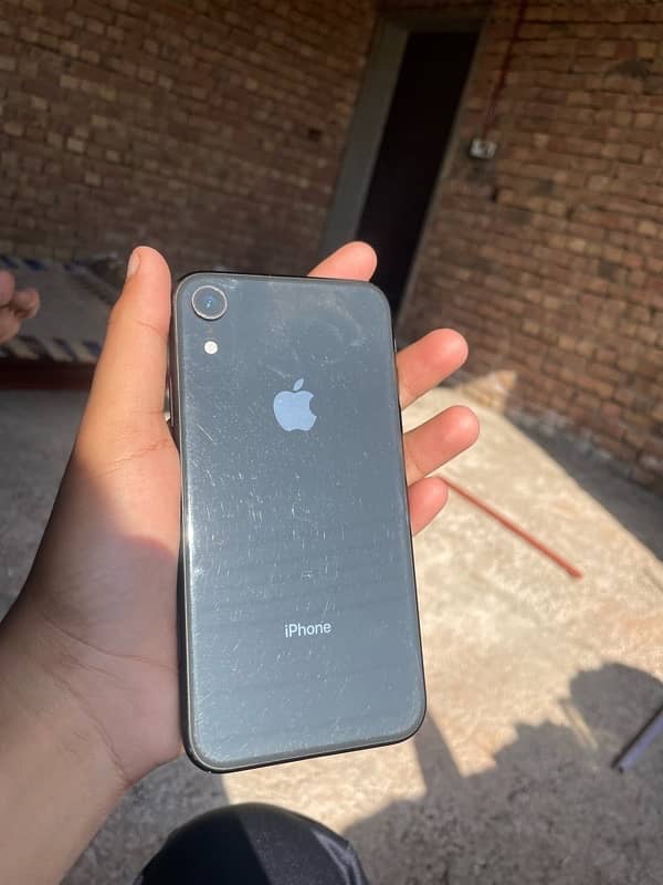 IPHONE XR 1