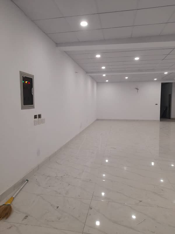 9 MARLA BRAND NEW GROUND FLOOR HALL FOR RENT NEAR WAPDA TOWN. ALL FACILITIES AVAILABLE. ORIGINAL PICS. 2