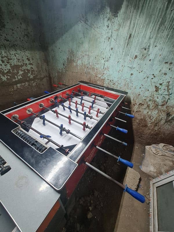 Table soccer 8