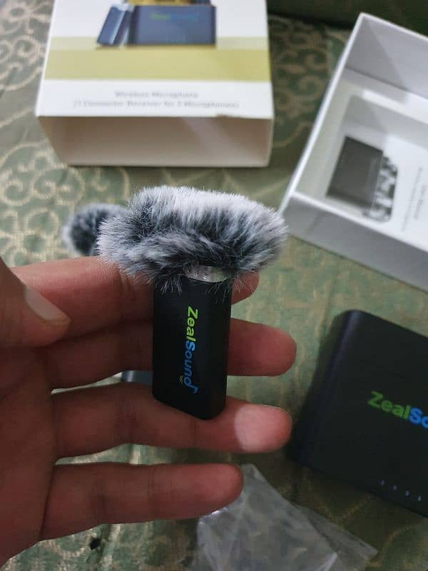 Zealsound Microphone For Vlogs Interviews 11