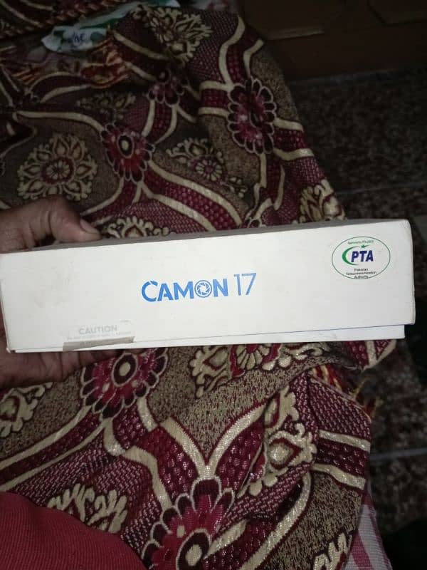 tecno camon 17 with box 8