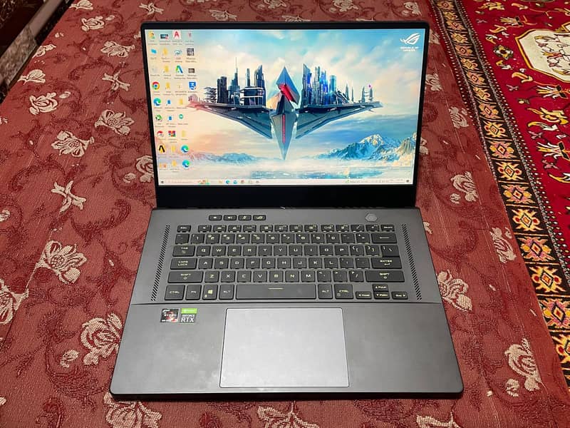 Asus Rog Zehyrus G15 0