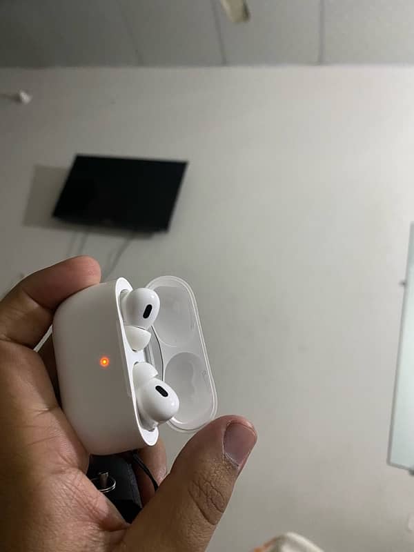 Apple airpods pro 2 type C 5