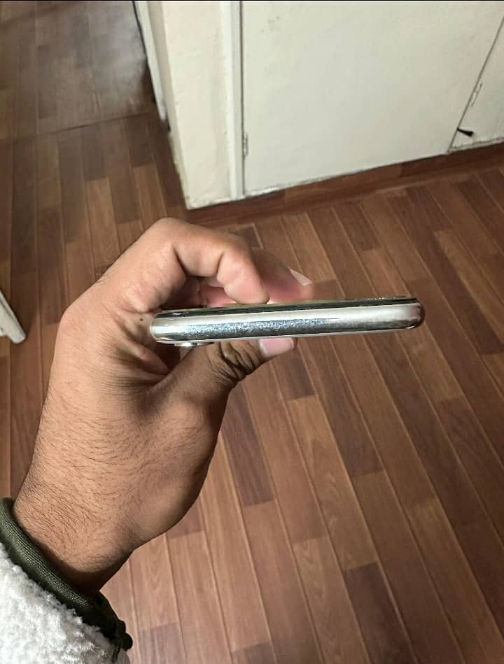 Apple iPhone X 1