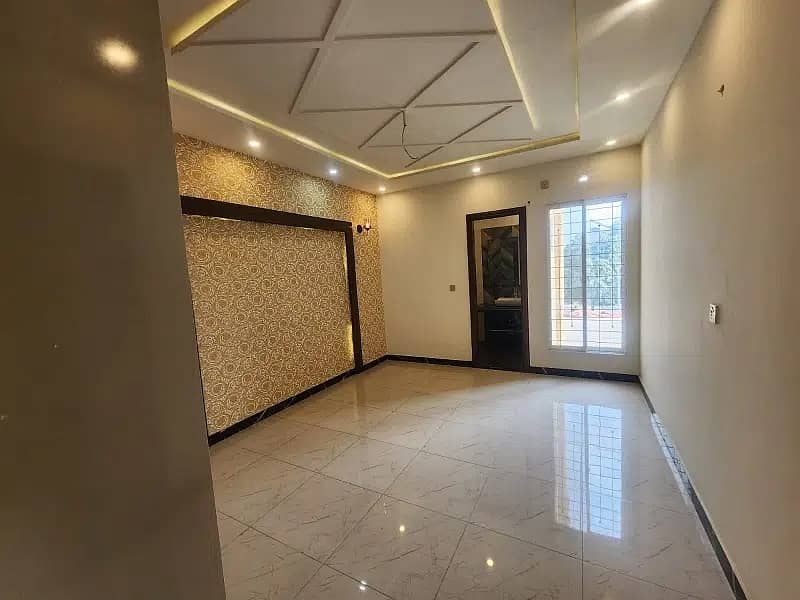 10 Marla Brand New Spanish Luxury Upper Portion Available For Rent In Johertown Near BOR Society Lahore By Fast Property Services With Original Pics 6