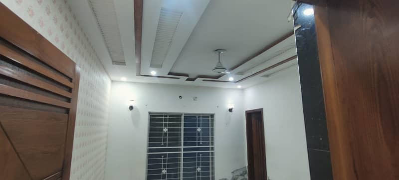 Beautiful 10 Marla Brand New Portion Available For Rent In Architect Engineering Housing Society Near UCP University Shokat Khanum Lahore. 12