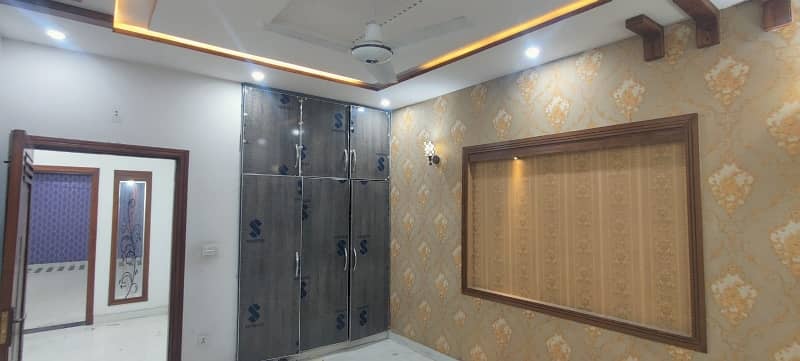 Beautiful 10 Marla Brand New Portion Available For Rent In Architect Engineering Housing Society Near UCP University Shokat Khanum Lahore. 15