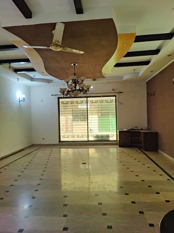 1 Kanal Upper Portion Available For Rent In Joher Town Lahore 0