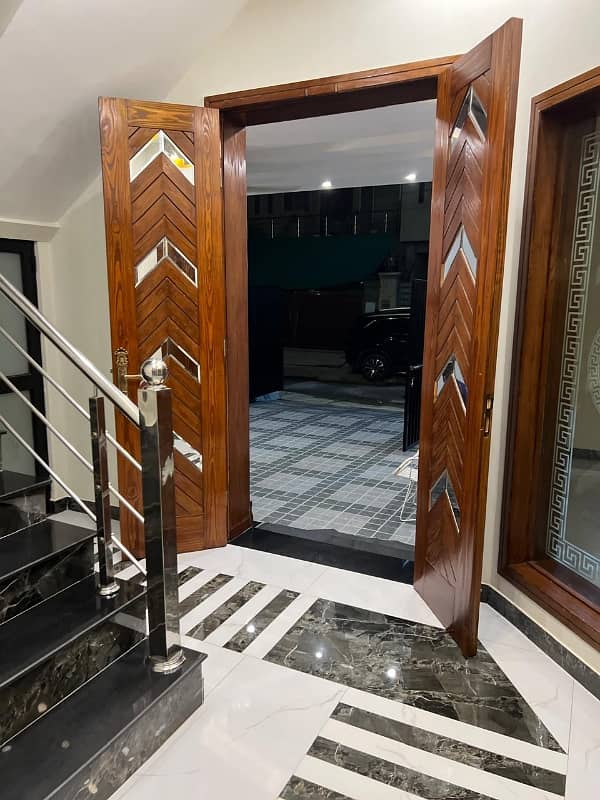 10 Marla Double Storey Luxury Ultra Modern Stylish Vip House Available For Sale In Opf Society Lahore By Fast Property Services With Orignal Pics 4