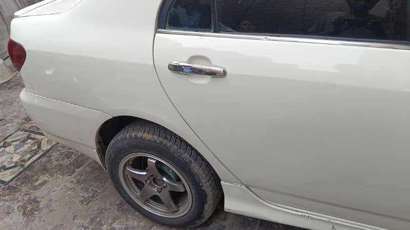 Toyota Corolla 2.0 D 2004 13