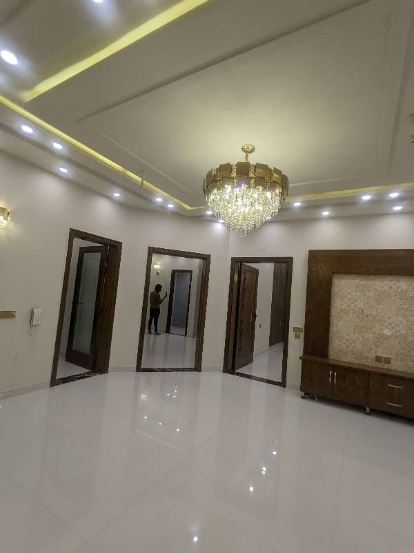 10 MARLA Vip Brand New Luxury Modern Style Double Storey Stylish House Available For Sale In OPF Society Lahore By Fast Property Services Lahore. 9