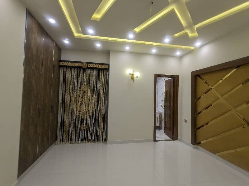 10 MARLA Vip Brand New Luxury Modern Style Double Storey Stylish House Available For Sale In OPF Society Lahore By Fast Property Services Lahore. 24