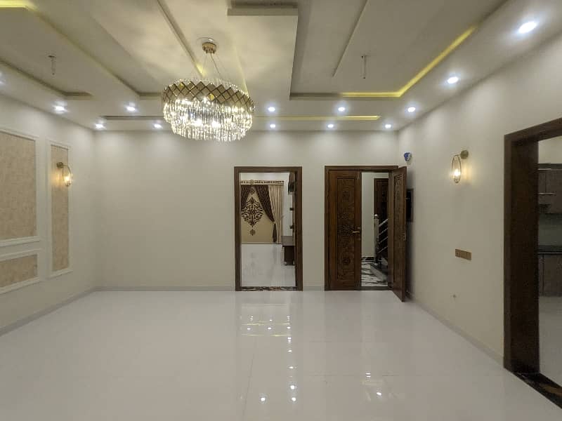 10 MARLA Vip Brand New Luxury Modern Style Double Storey Stylish House Available For Sale In OPF Society Lahore By Fast Property Services Lahore. 44