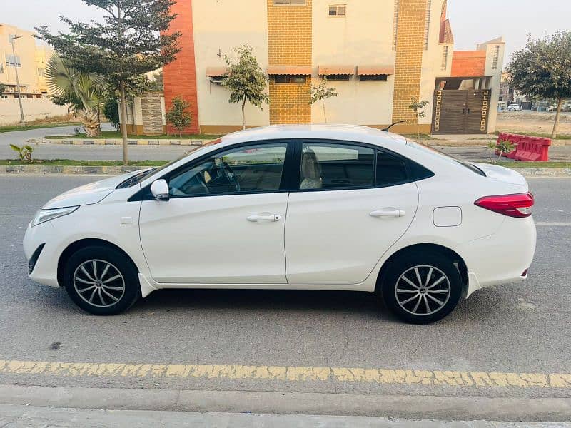 Toyota Yaris manual 2020/21 betr than Xli Gli alsivin city cultus Alto 2