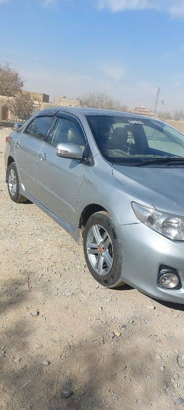 Toyota Corolla GLI 2011 14