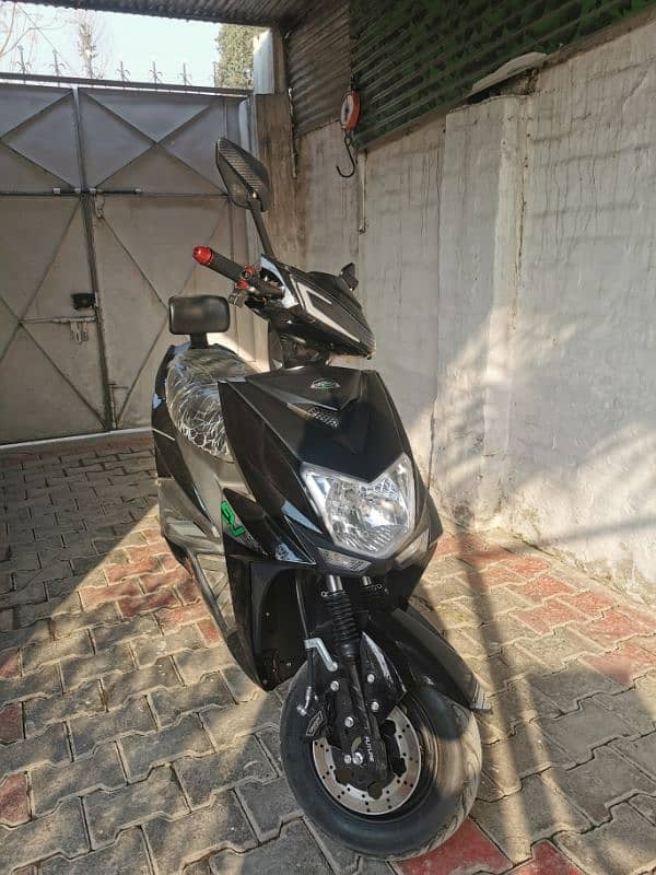 Electric bike YJ future Azadi 0