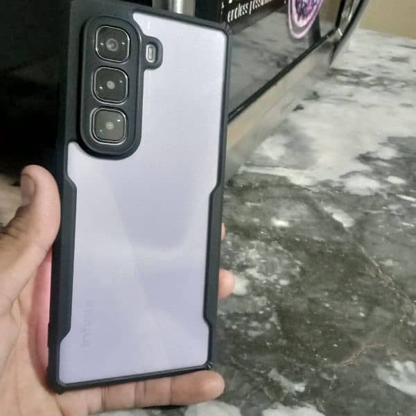 Infinix Hot 50 pro plus 8+256 just 25 day's used 8