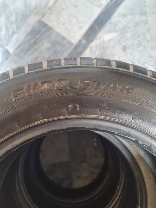 Toyota Corolla 4 tyre 5