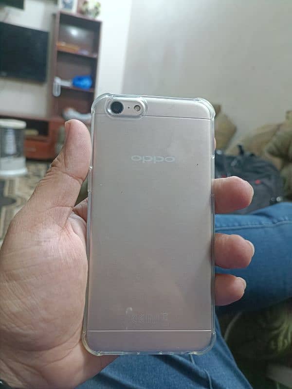 Oppo A57 - 4GB/64GB 0