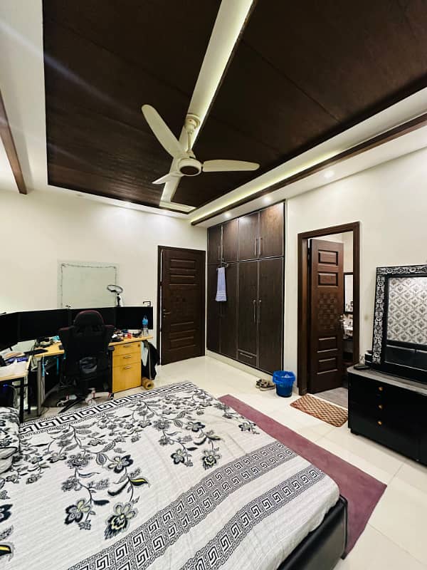 10 Marla Luxury Furnished House Available For Sale In Ghaznavi Block Bahria Town Lahore 18