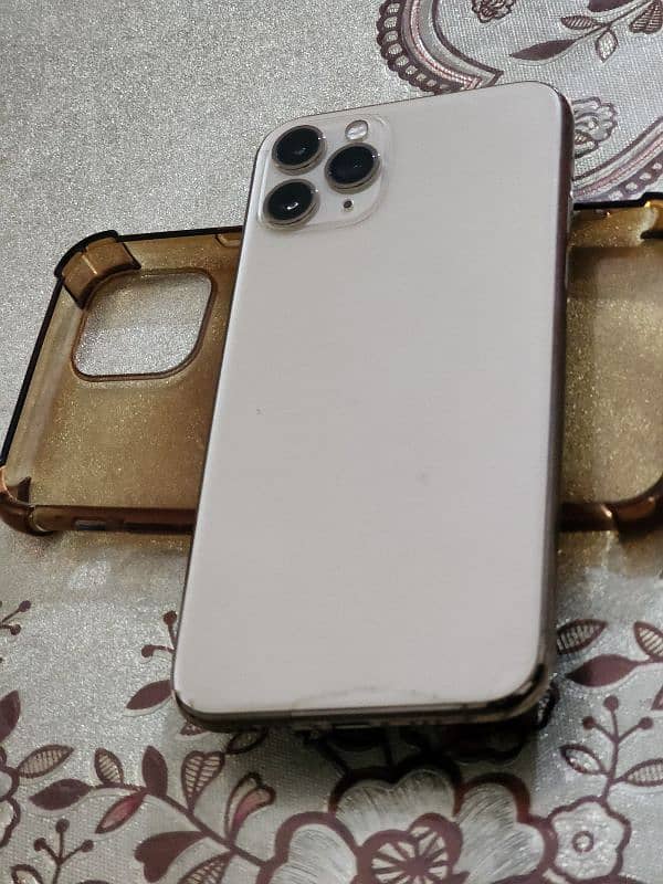 I phone 11 pro 256 gb non pta condition 10/10 0