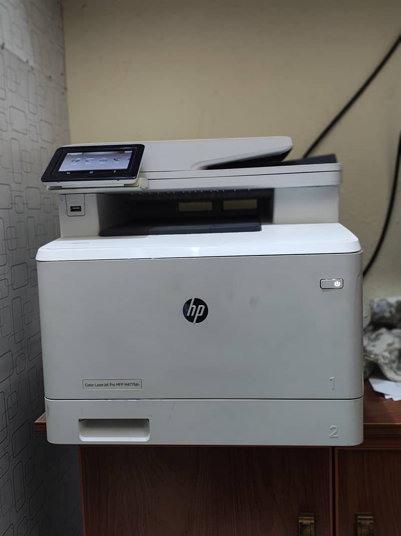 Hp printeŕ M477 0