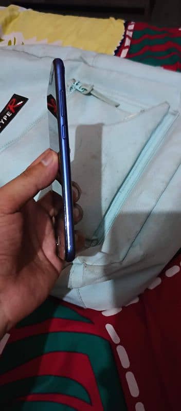 display broken. Honor 7A Glass crack 3GB 32GB dual sim PTA approved 8