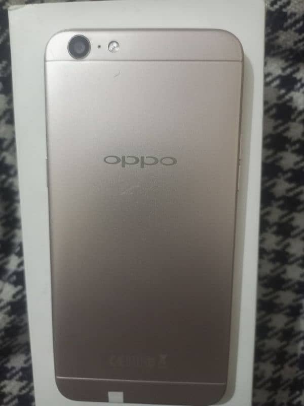 oppo a57 4/64 3