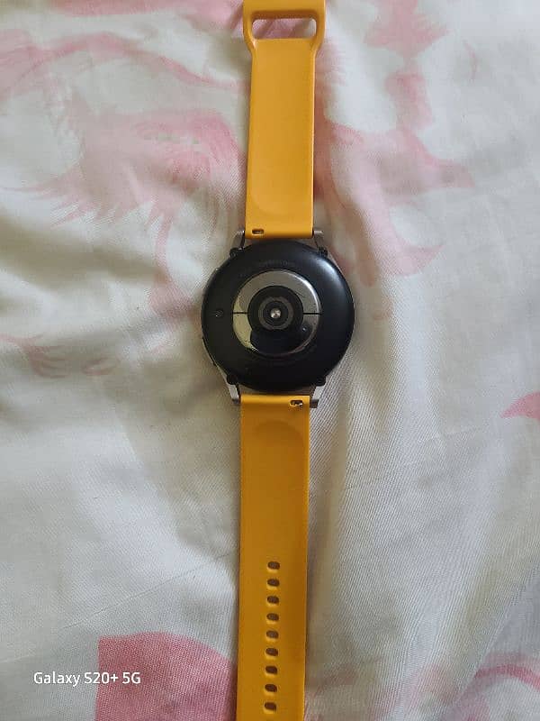 Galaxy watch 5 pro 44mm ( exchange possible with Apple watch) 1