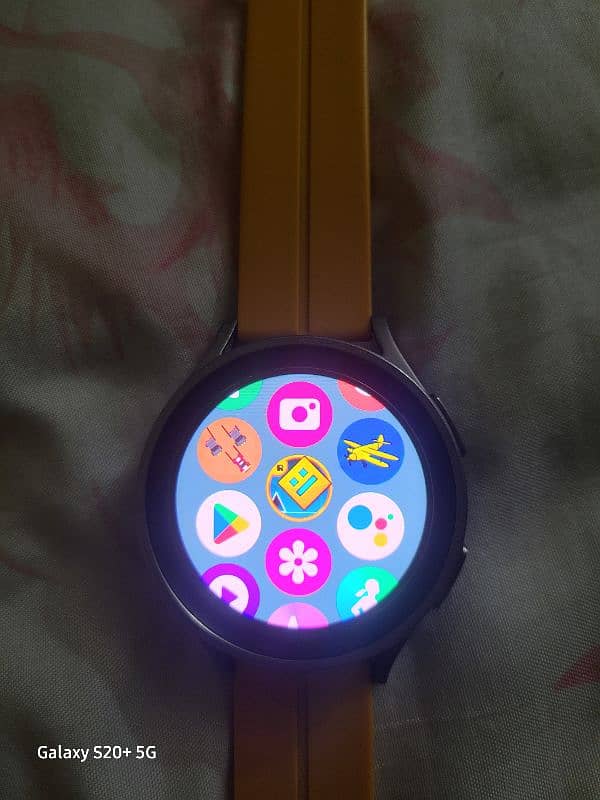 Galaxy watch 5 pro 44mm ( exchange possible with Apple watch) 2