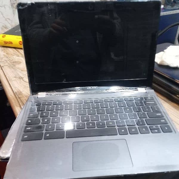 Tawakkal laptop we deal in all kind of laptop whatsapp 03332964733 3