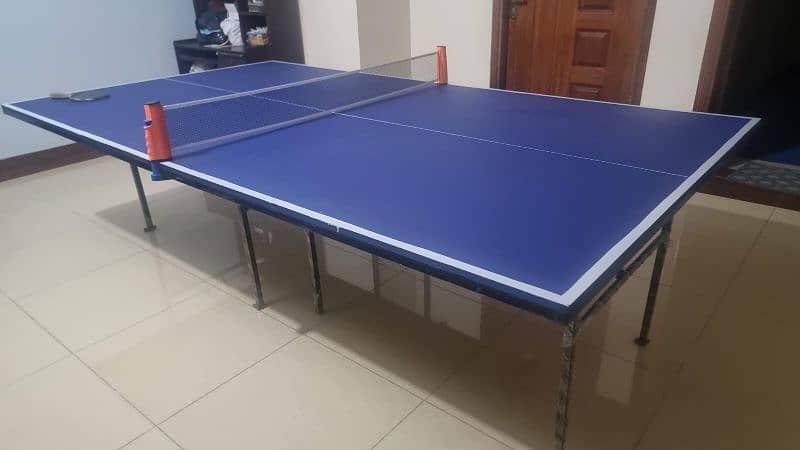 Brand new. Fold able Table tennis 2