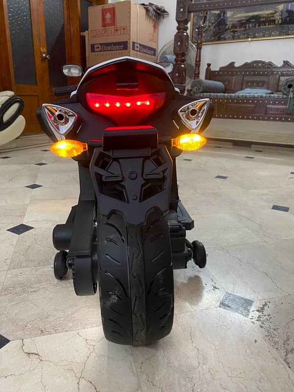 new electric Sportsbike 2 to 8 years kids only for sell 3