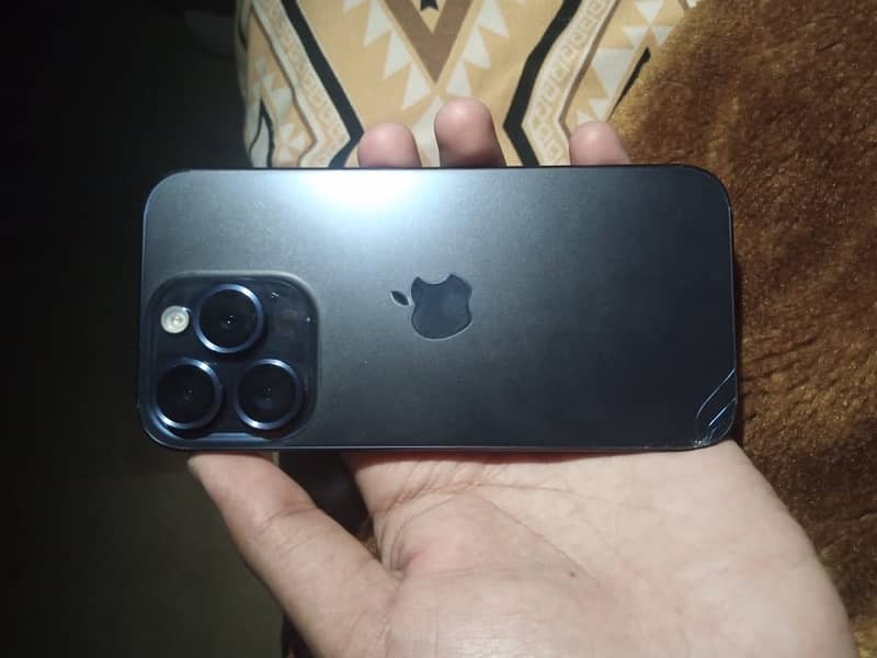 iphone 15 pro 2