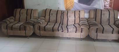 7 seater sofa in reasonable price urgent sell