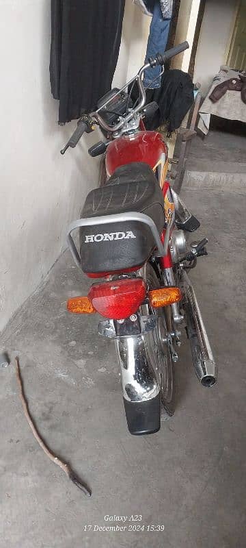 70cc motorcycle urgent sale 03260086726 0